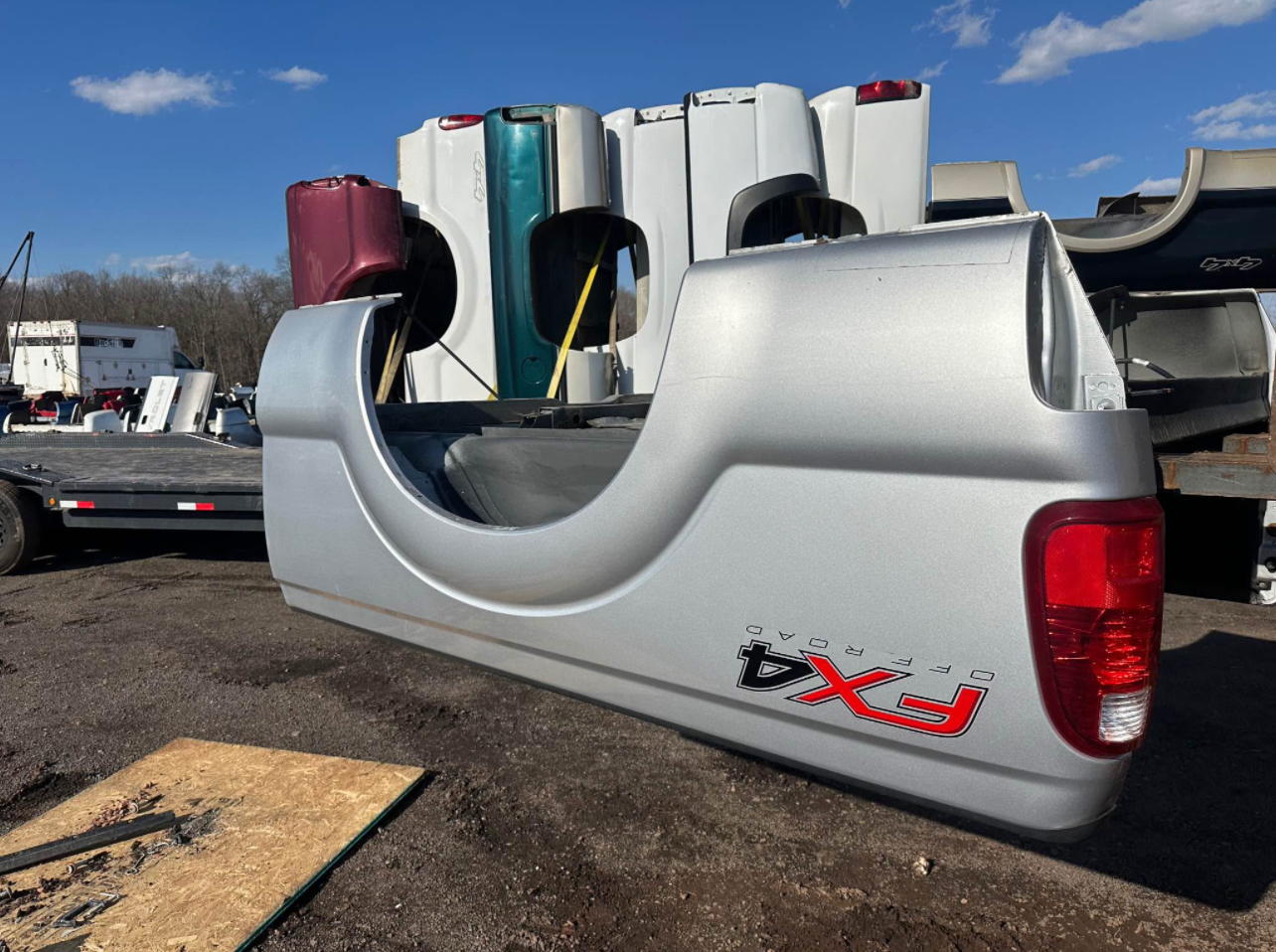 11-16 ford super duty short bed - Image 3