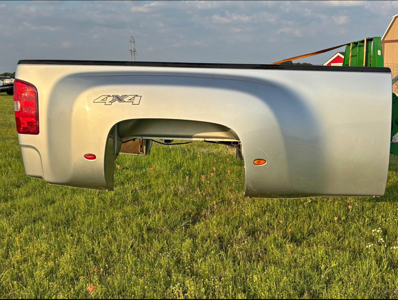 Chevy Dually bed 3500 08-14