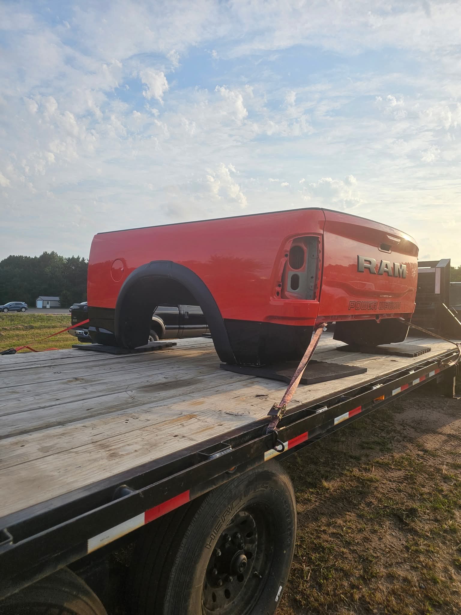 19-25 ram HD 6.4ft bed