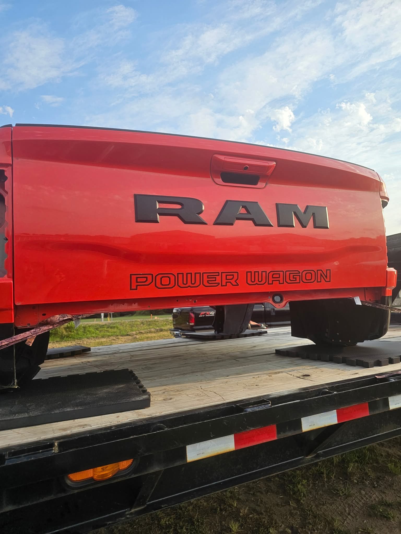 19-25 ram HD 6.4ft bed - Image 6