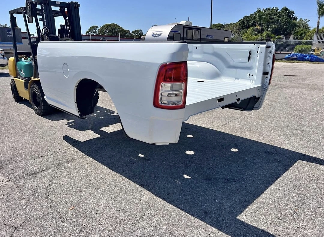 2025-2019 Dodge2500 8ft 5th Wheel Package