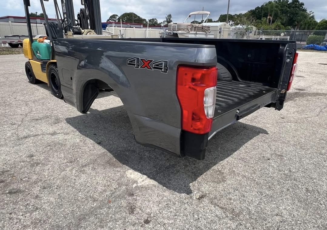 2022-2017 F250 6’9 Bed - Image 5