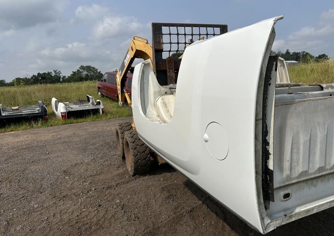 Rust free 07-13 Chevy Silverado 6.5ft bed - Image 3