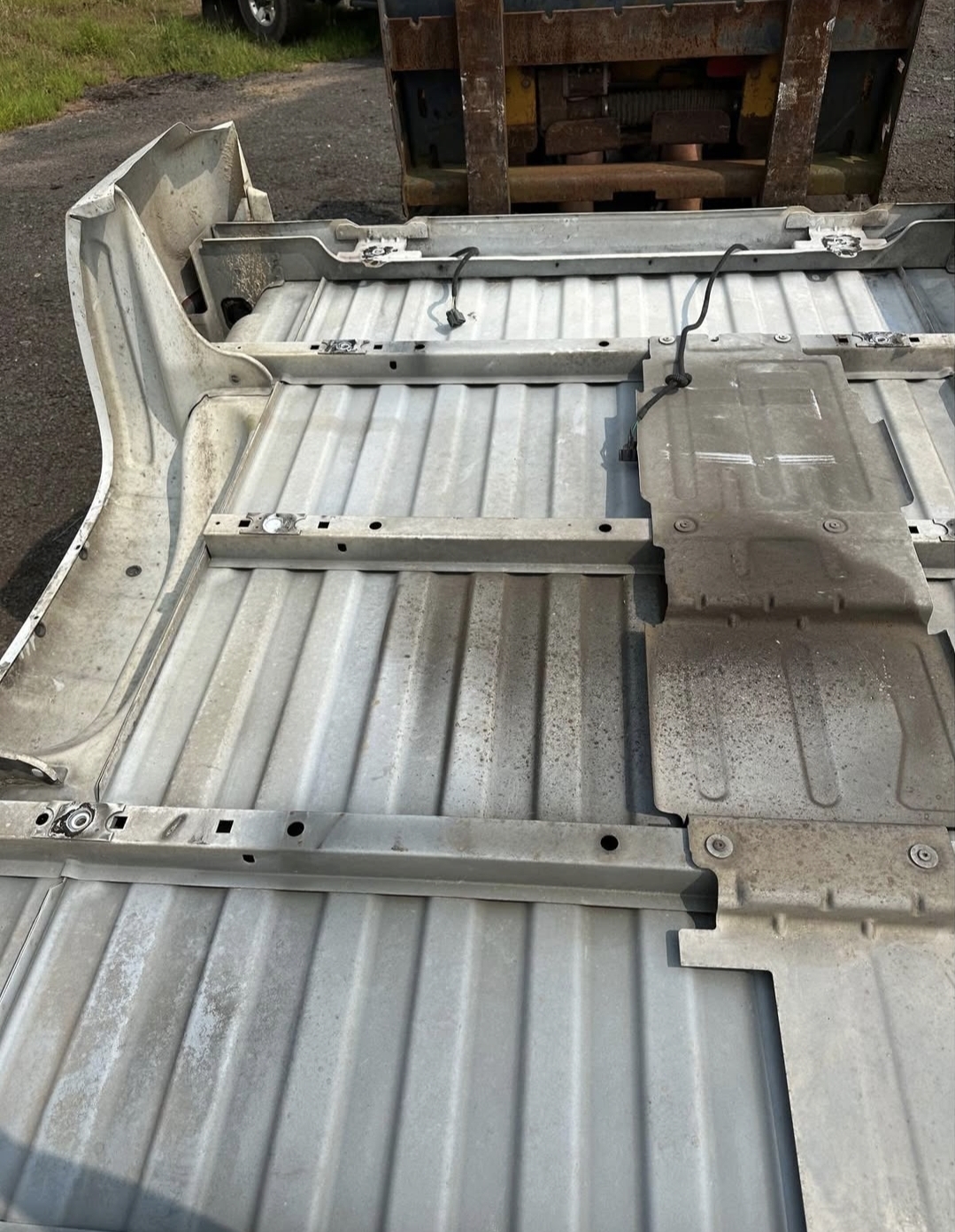 Rust free 07-13 Chevy Silverado 6.5ft bed - Image 8