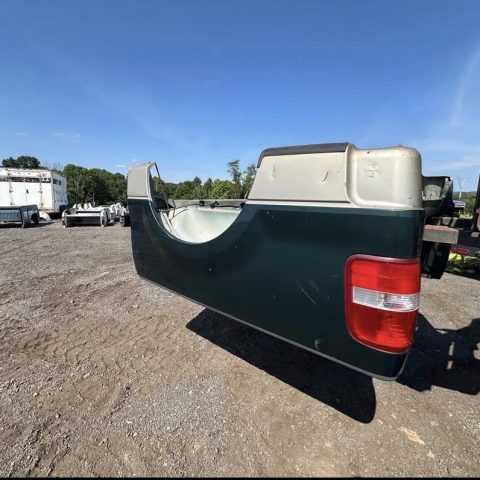 Rust free 04-08 Ford f150 5.5ft bed