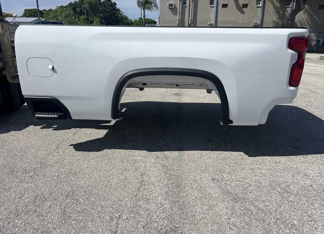 2025-2020 Silverado2500 8ft Brand New Take Off - Image 6