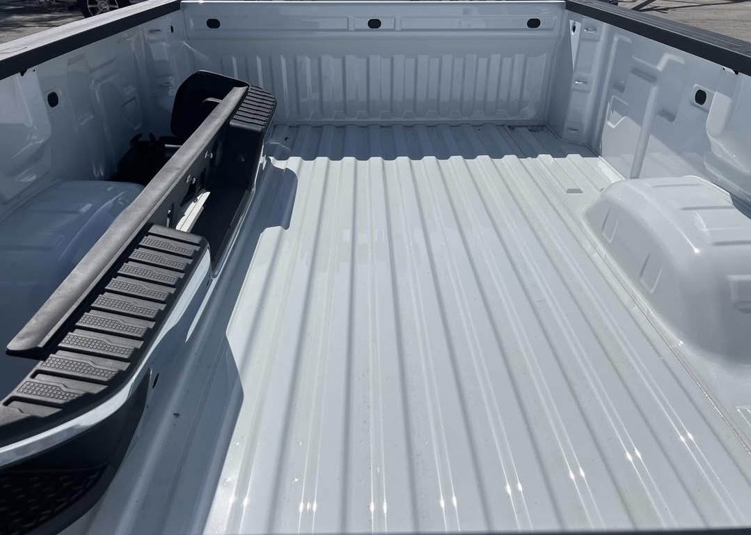 2025-2020 Silverado2500 8ft Brand New Take Off - Image 7