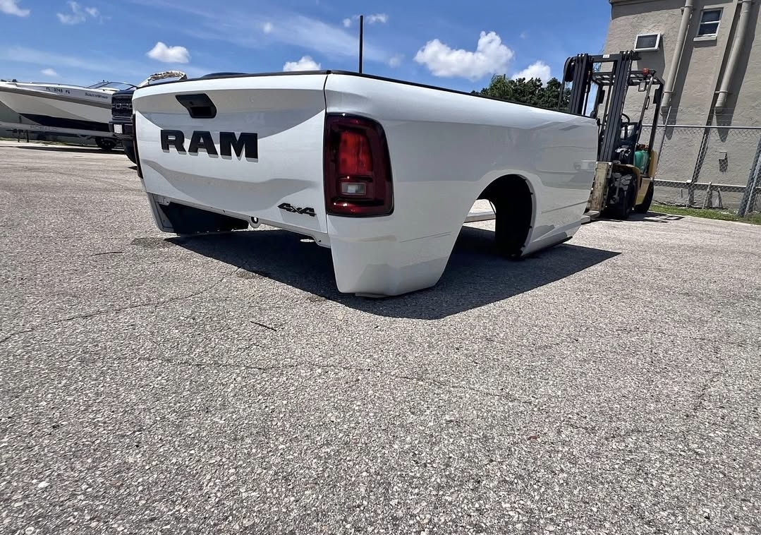 2025-2019 Dodge2500 8ft 5th Wheel Package