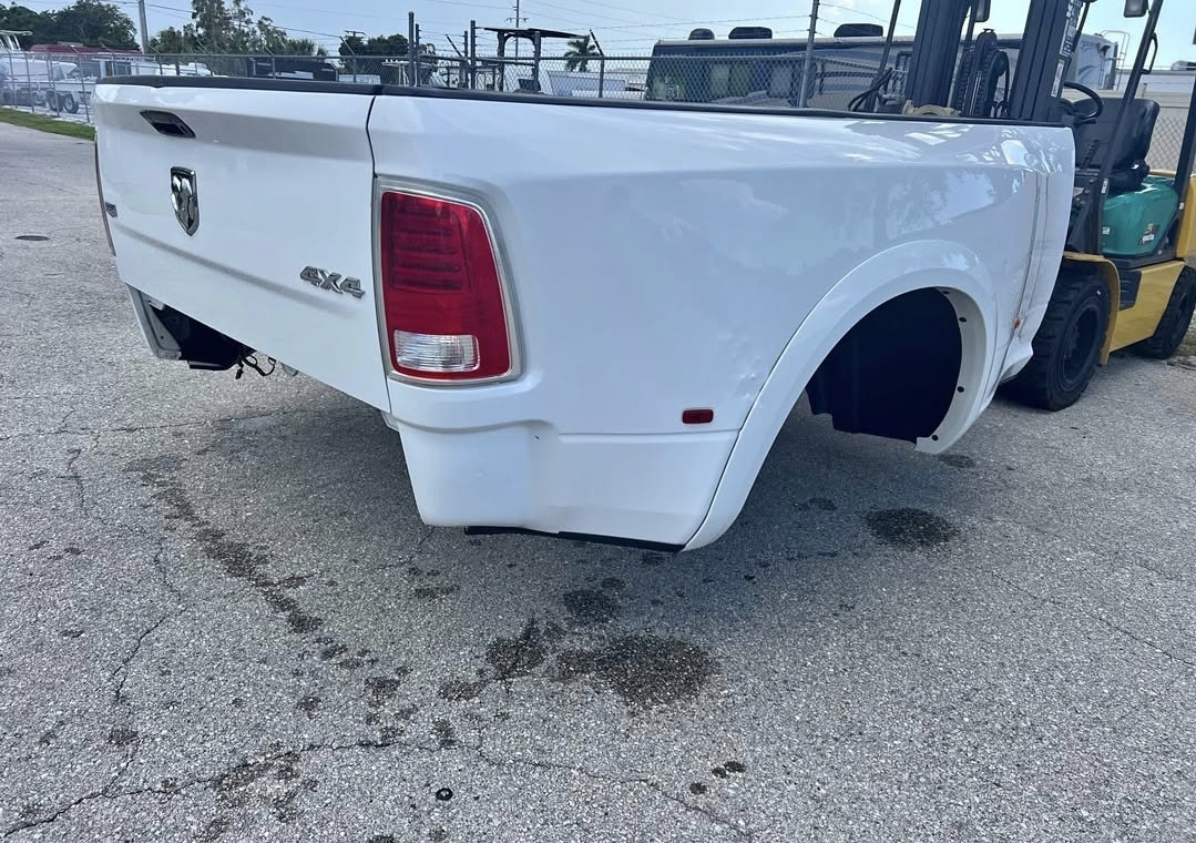 2018-2010 Dodge3500 8ft Dually 5th wheel package