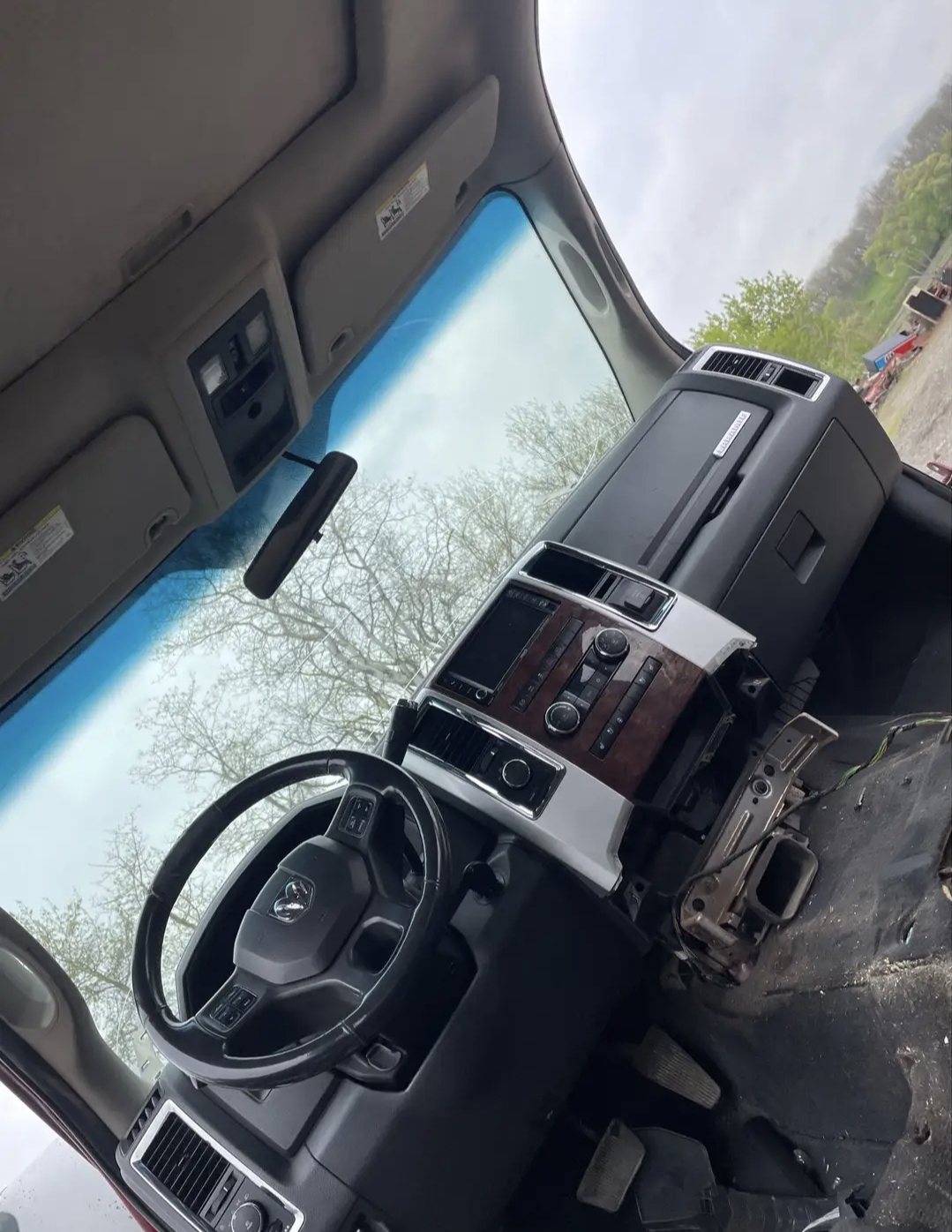 2012 Ram 2500 · Laramie Pickup 4D 6 1/3 ft - Image 9