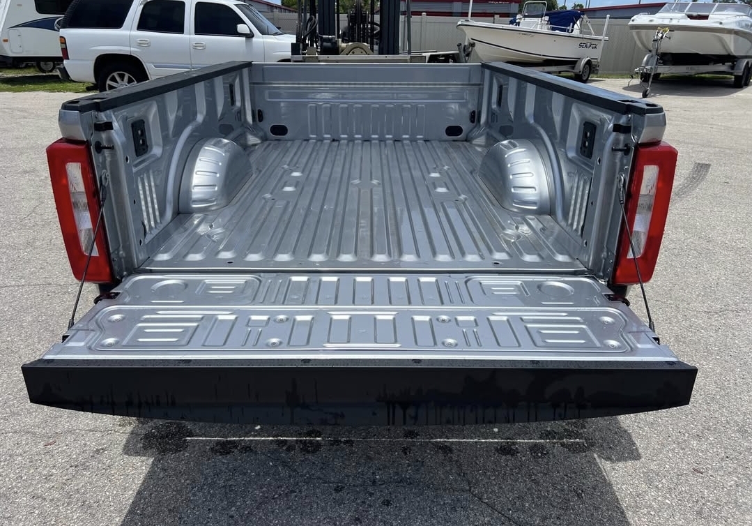 2025-2023 Superduty 8ft Dually Brand New - Image 7