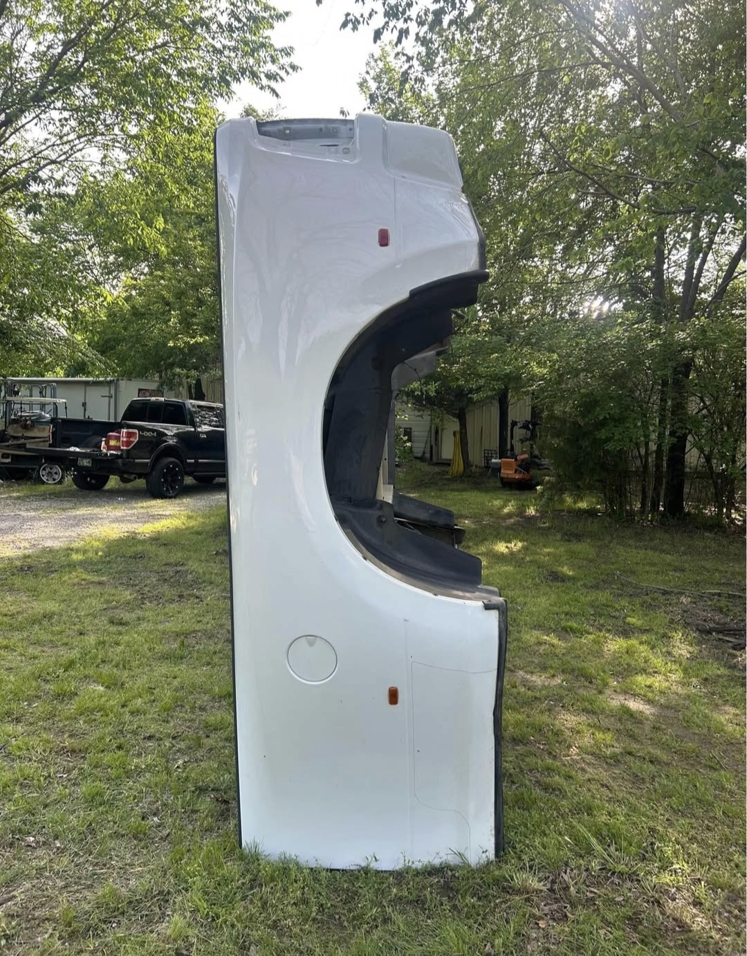 2009-2018 Dodge Ram 8ft Dually Bed white