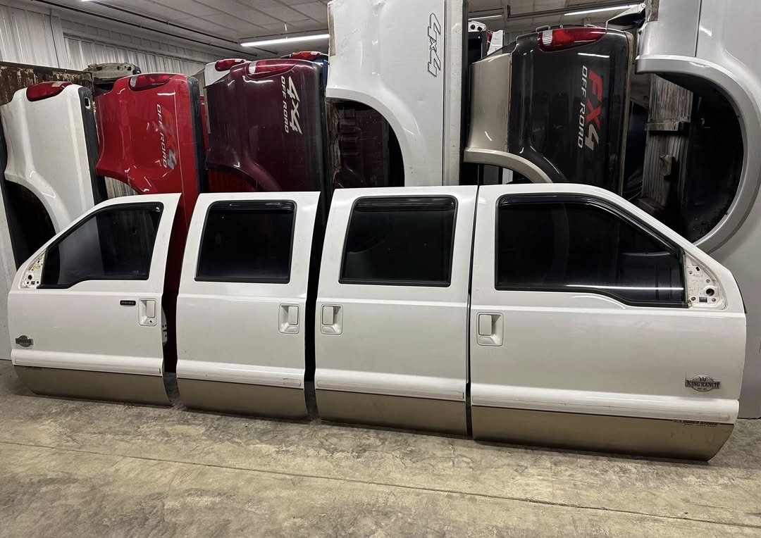 2011-2016 super duty f250 f350 crew cab door set - Image 3