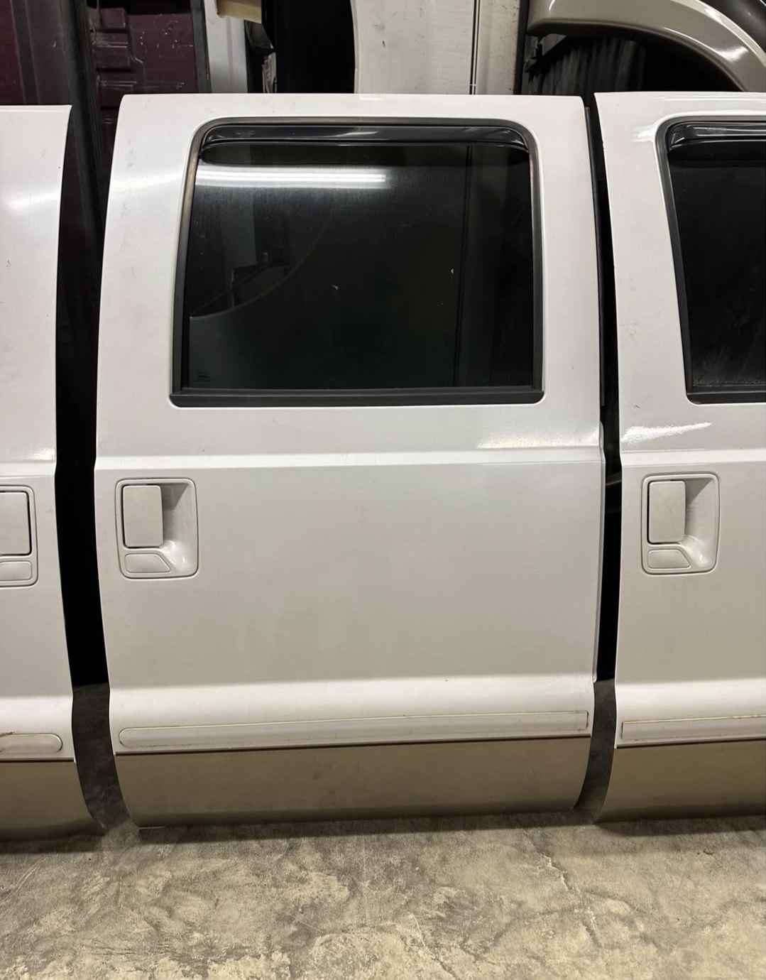 2011-2016 super duty f250 f350 crew cab door set - Image 5
