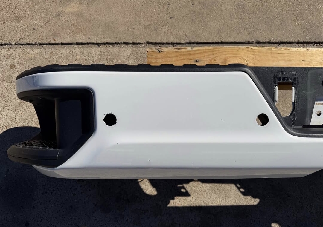 2020-2025 GMC Chevy 2500 3500 Factory Rear Painted Bumper Summit White OEM - Image 5