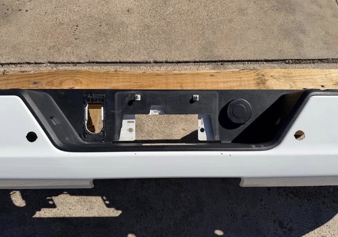 2020-2025 GMC Chevy 2500 3500 Factory Rear Painted Bumper Summit White OEM - Image 6