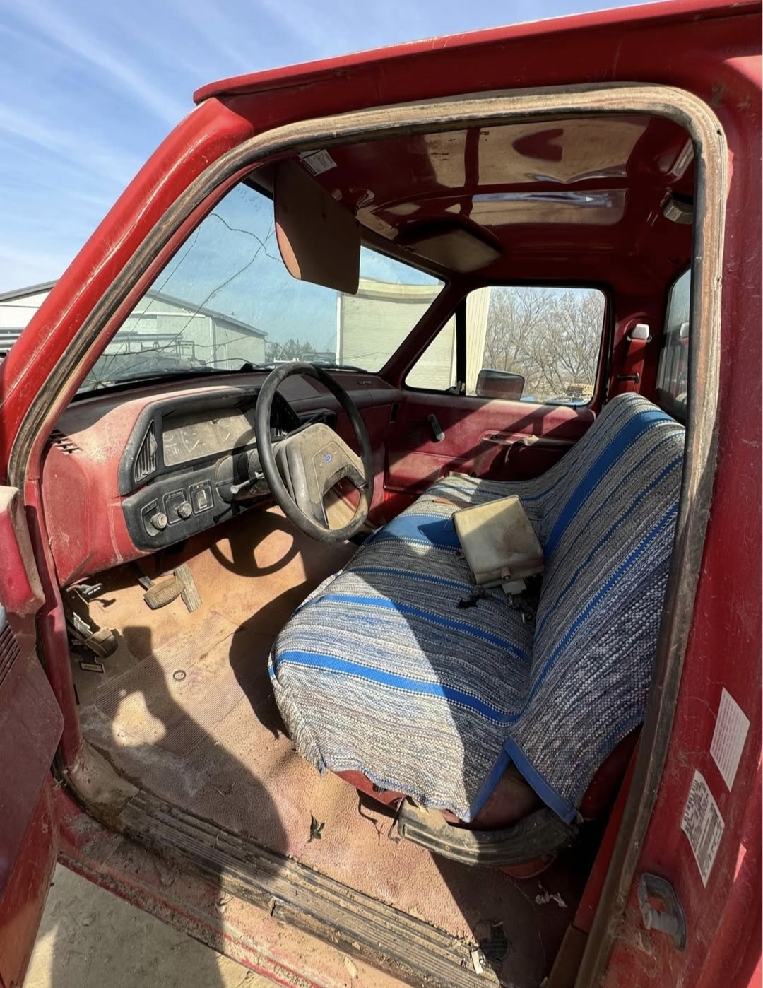 1990 ford rust free cab - Image 7