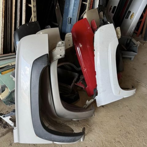 rust free 2003-2007 chevy front fenders