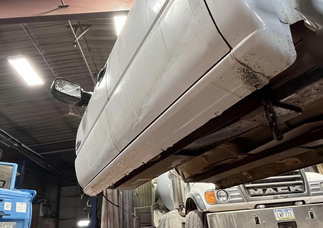 rust free 99-07 chevy crew cab - Image 8