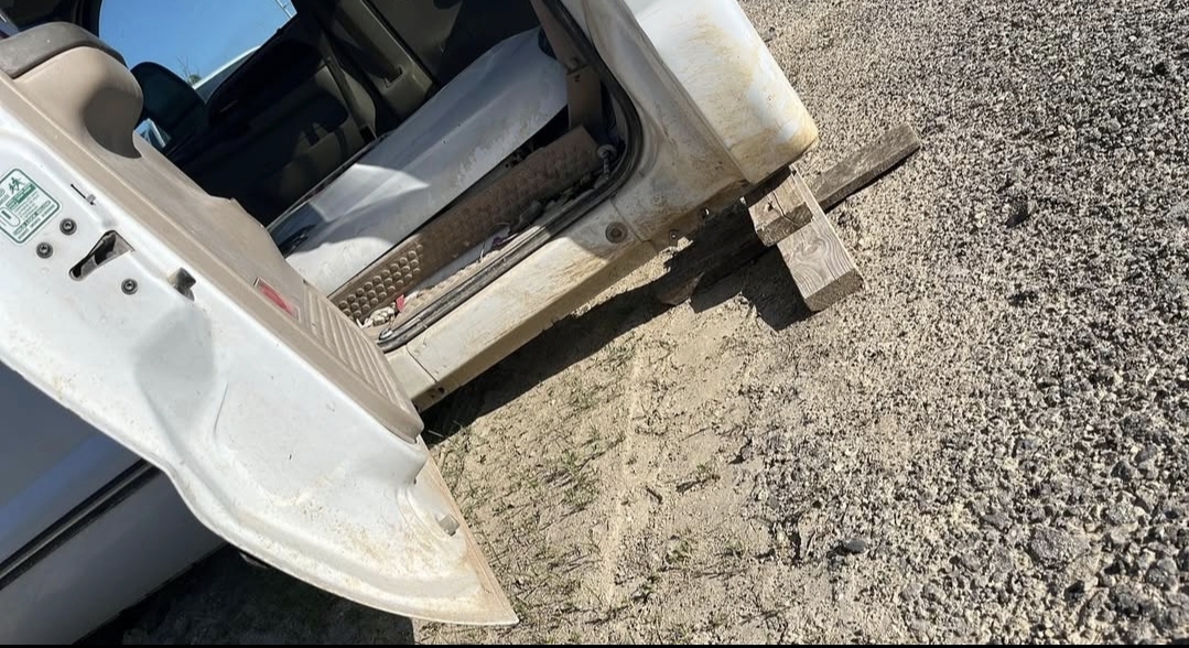 99-07 ford super duty crew cab rust free - Image 9